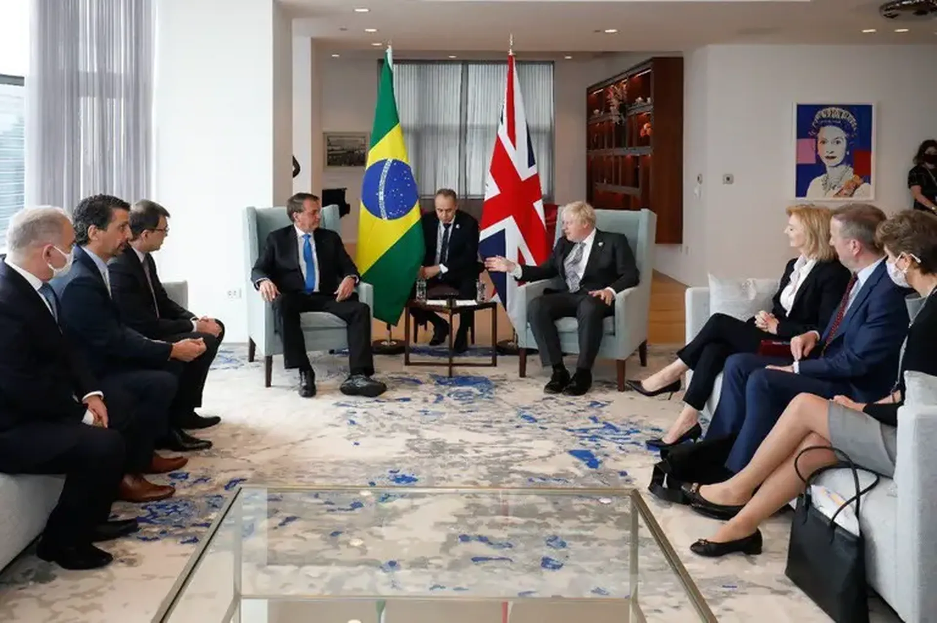 Avanço na vacinação contra Covid-19 do Brasil é destaque em reunião com Boris Johnson