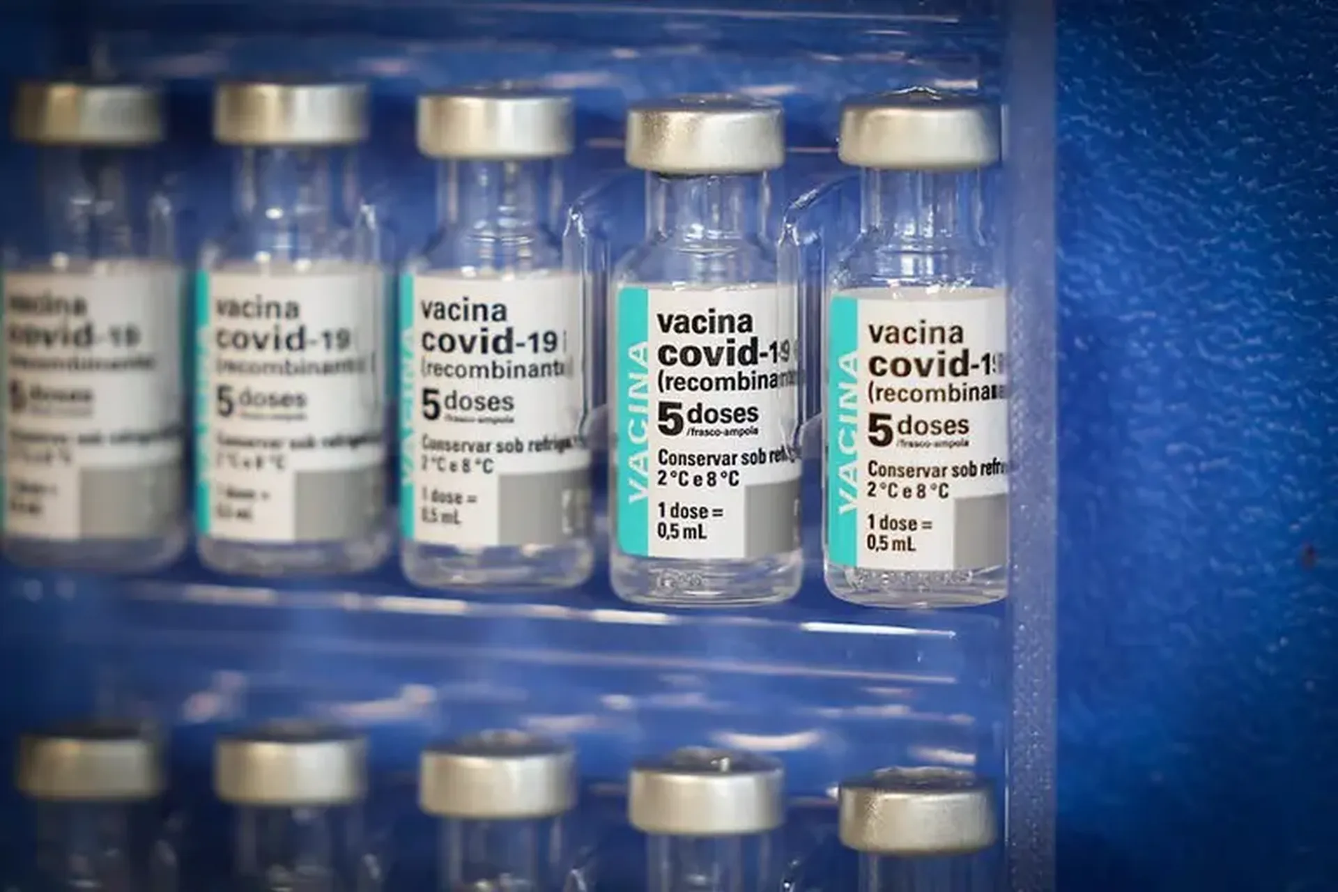 Fiocruz entrega mais 3,8 milhões de doses da Astrazeneca ao Ministério da Saúde