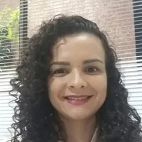 Foto de perfil de Julliana-Lianzza-Fernandes-Silva-Pinheiro
