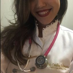 Dra. Caroline Adamaris Neves Santos