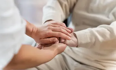 Inscrições para pesquisa com cuidadores familiares de pessoas com demência são prorrogadas para 31 de maio