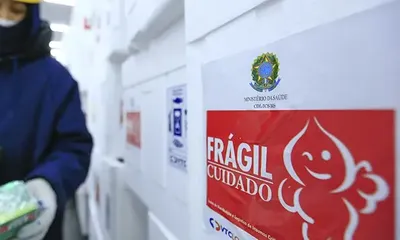 Recorde: Ministério da Saúde envia mais de 26 milhões de vacinas Covid-19 em uma semana para todo Brasil