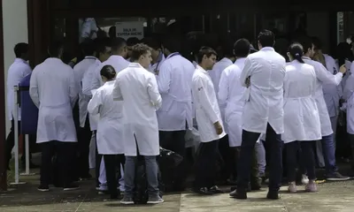 Entenda o Mais Médicos em quatro pontos