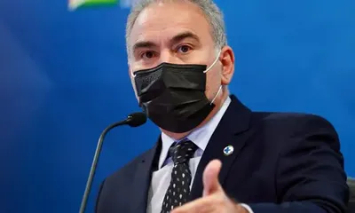 Ministério da Saúde orienta pela suspensão da vacinação de adolescentes sem comorbidades