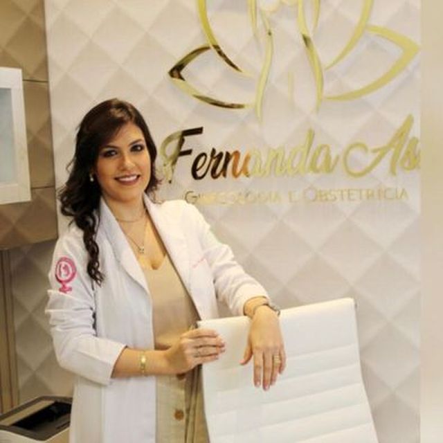Foto do profissional Dra. Fernanda Oliveira F Assunção Rezende