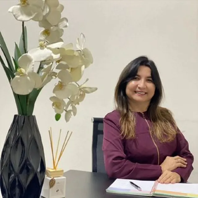 Foto do profissional Dra. Daniela Christina Chaves Lima